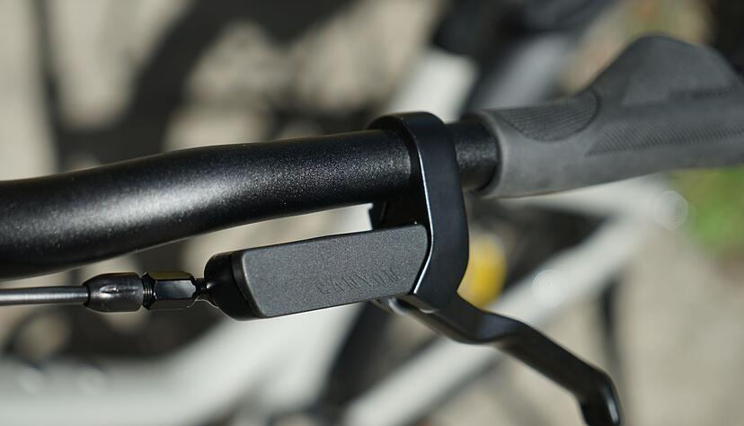 Mit den Bremsgriffen lässt sich die Bremskraft angenehm dosieren. Mit den Bremsgriffen lässt sich die Bremskraft angenehm dosieren.