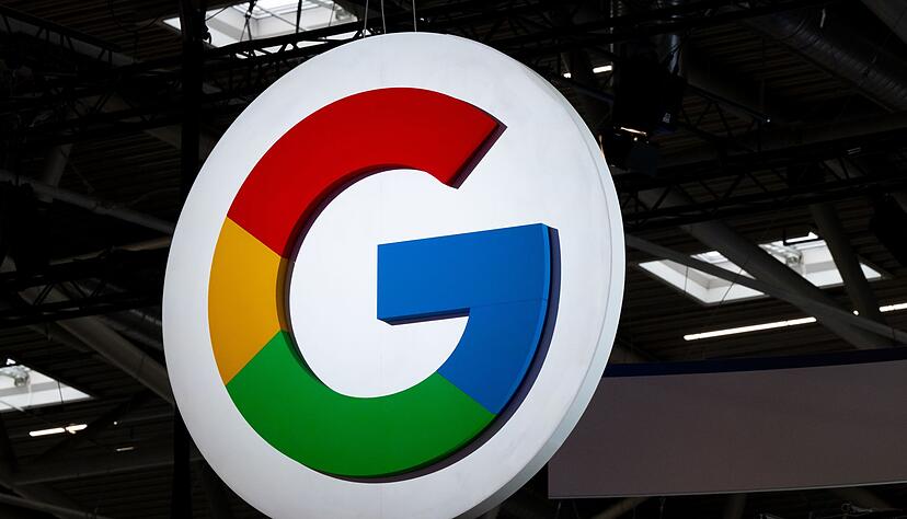 Google soll stärker reguliert und steuerlich in die Pflicht genommen werden, fordert der Kulturstaatsminister. (Symbolbild)