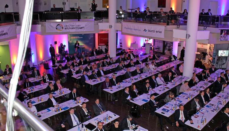 Rund 500 Unternehmer kamen in diesem Jahr zum Gipfeltreffen der Weltmarktf&uuml;hrer nach Schw&auml;bisch Hall, um von den Besten zu lernen.
Foto: J&uuml;rgen Paul