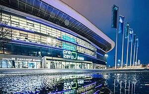 Die Prezero Arena der TSG Hoffenheim in Sinsheim ist die umweltfreundlichste der Bundesliga: Als erstes Stadion hat sie das Siegel Zero Waste erhalten. Der Entsorger Prezero half bei der Umsetzung kräftig mit.
Foto: Archiv/TSG Die Prezero Arena der TSG Hoffenheim in Sinsheim ist die umweltfreundlichste der Bundesliga: Als erstes Stadion hat sie das Siegel Zero Waste erhalten. Der Entsorger Prezero half bei der Umsetzung kräftig mit.
Foto: Archiv/TSG