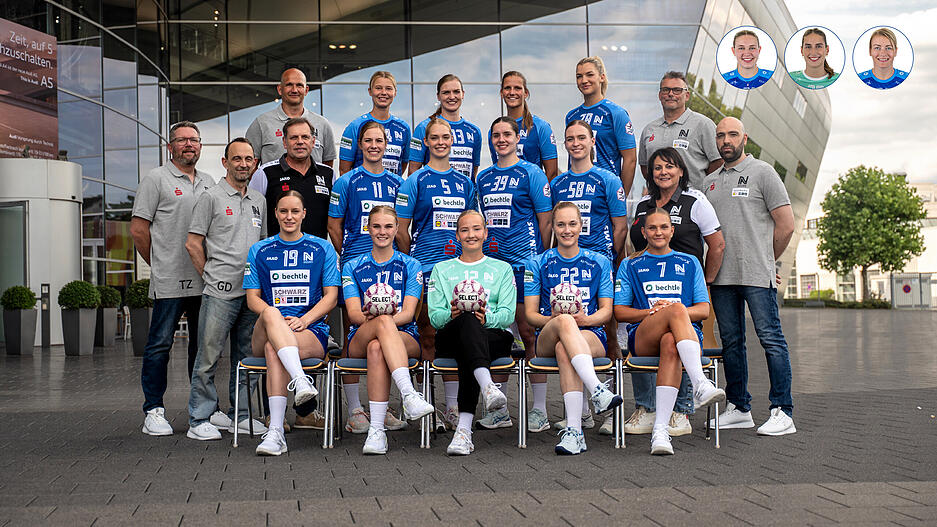 Obere Reihe (v.l.n.r.): Mike Vogelgesang (Mannschaftsverantwortlicher), Kamila Kordovská, Alicia Soffel, Munia Smits, Paulina Uścinowicz, Oliver Rieth (Torhüterinnen-Trainer).
Mittlere Reihe (v.l.n.r.): Thomas Zeitz (Trainer), Gernot Drossel (Co-Trainer), Dr. Boris Brand (Mannschaftsarzt), Annefleur Bruggeman, Kim Hinkelmann, Merle Albers, Lilli Holste, Jutta Perger (Betreuerin), Nikolay Popovski (Physiotherapeut).
Vordere Reihe (v.l.n.r.): Iva van der Linden, Lynn Holtman, Johanna Fossum, Meret Ossenkopp, Angunn Gudmestad.
Eingeklinkt (v.l.n.r.): Alessia Riner, Lena Ivancok, Antje Döll. –