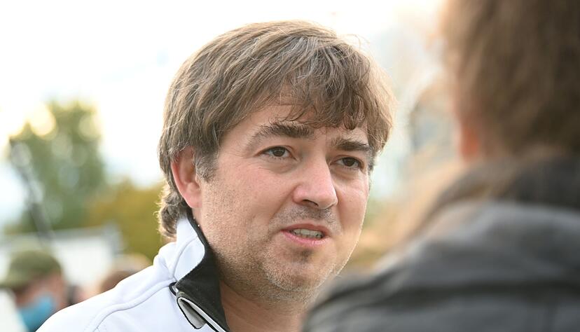 Michael Ballweg, Initiator von Querdenken, gibt ein Interview. Michael Ballweg, Initiator von Querdenken, gibt ein Interview.