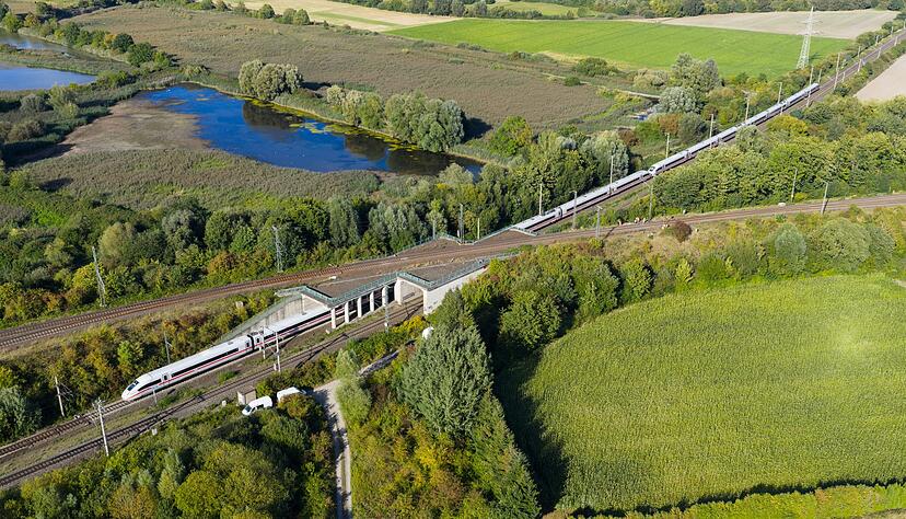 Auf der Bahnstrecke zwischen Hannover und Berlin kommt es zu Versp&auml;tungen und Zugausf&auml;llen.
