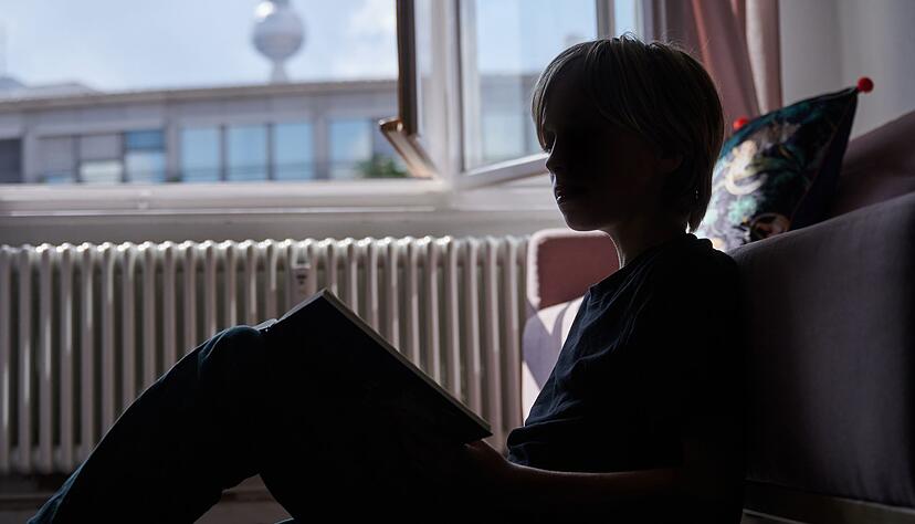 Papa, mir ist langweilig! Langeweile als N&auml;hebed&uuml;rfnis: Oft suchen Kinder bei Langeweile keine Besch&auml;ftigung, sondern Verbundenheit.