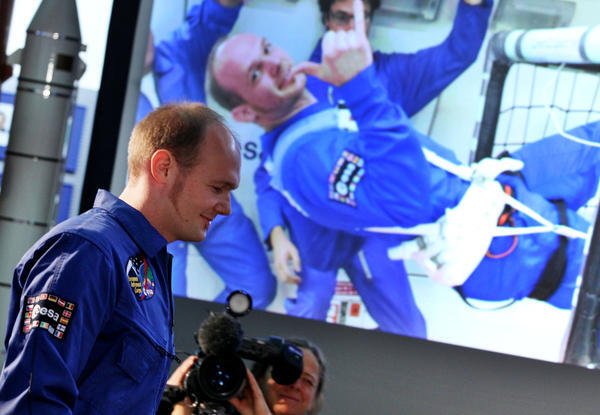 Die ESA (European Space Agency) hat im Europäischen Astronautenzentrum in Köln sechs neue Raumfahrer vorgestellt.