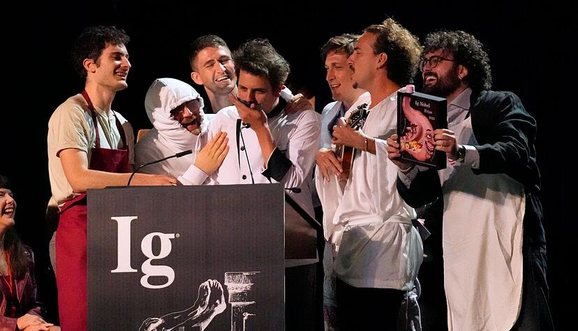 Die Ig-Nobelpreise werden in Boston verliehen. Die Ig-Nobelpreise werden in Boston verliehen.