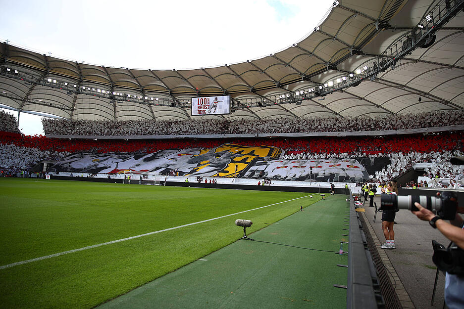 Auch das Wappen des VfB Stuttgart war immer wieder zu sehen.