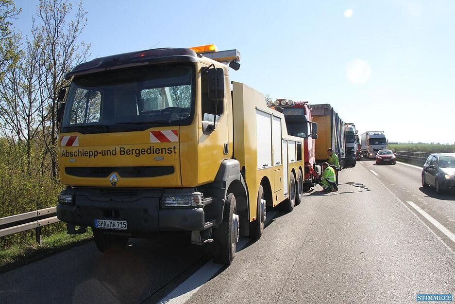 A6: Lkw-Unfall bei Ilshofen