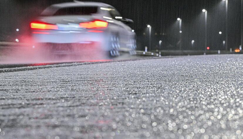 Vor Blitzeis war gewarnt worden, aber es blieb ruhig.