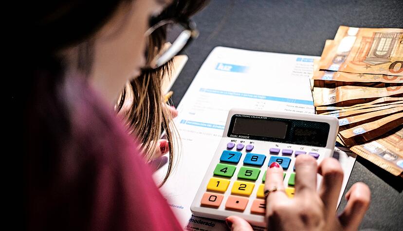 Alles wird teurer, besonders auch Gas, Öl, Strom. Viele Verbraucher wissen kaum noch, wie sie ihre Rechnungen bezahlen sollen.
Bascuas/stock.adobe.com