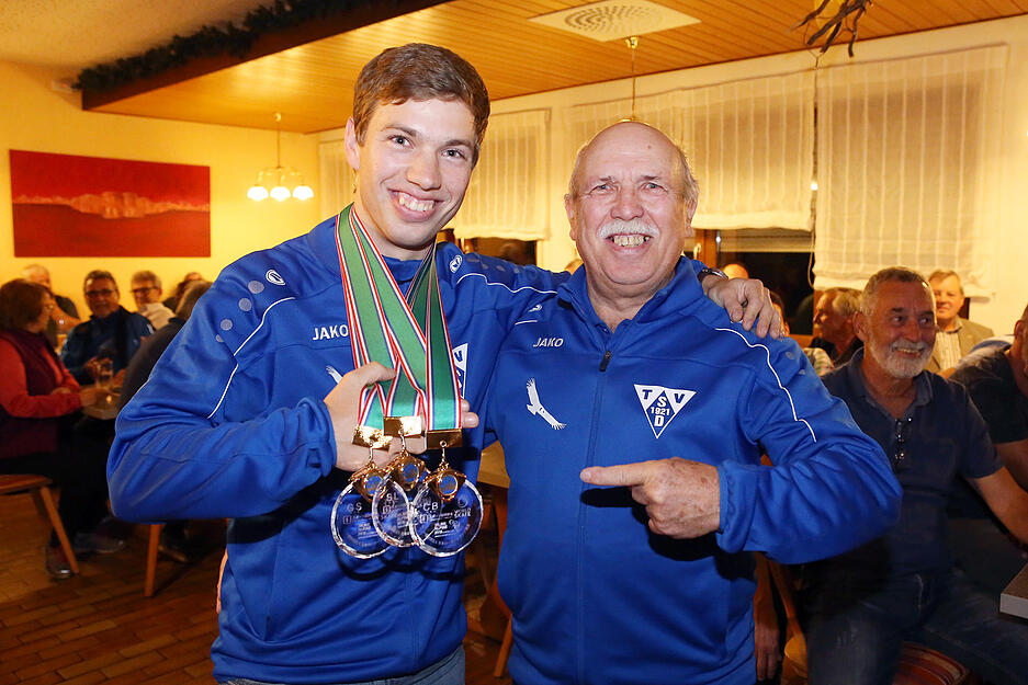 Empfang dreifacher Inline-Weltmeister J&ouml;rg Bertsch in Degmarn