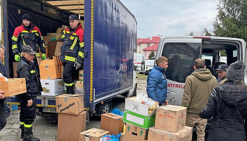Jede Menge Sachspenden aus Heilbronn kamen bei einer Transportaktion in Polen an. Jede Menge Sachspenden aus Heilbronn kamen bei einer Transportaktion in Polen an.