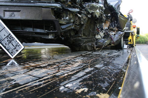 Schwerer Unfall auf B27 bei Neckarsulm