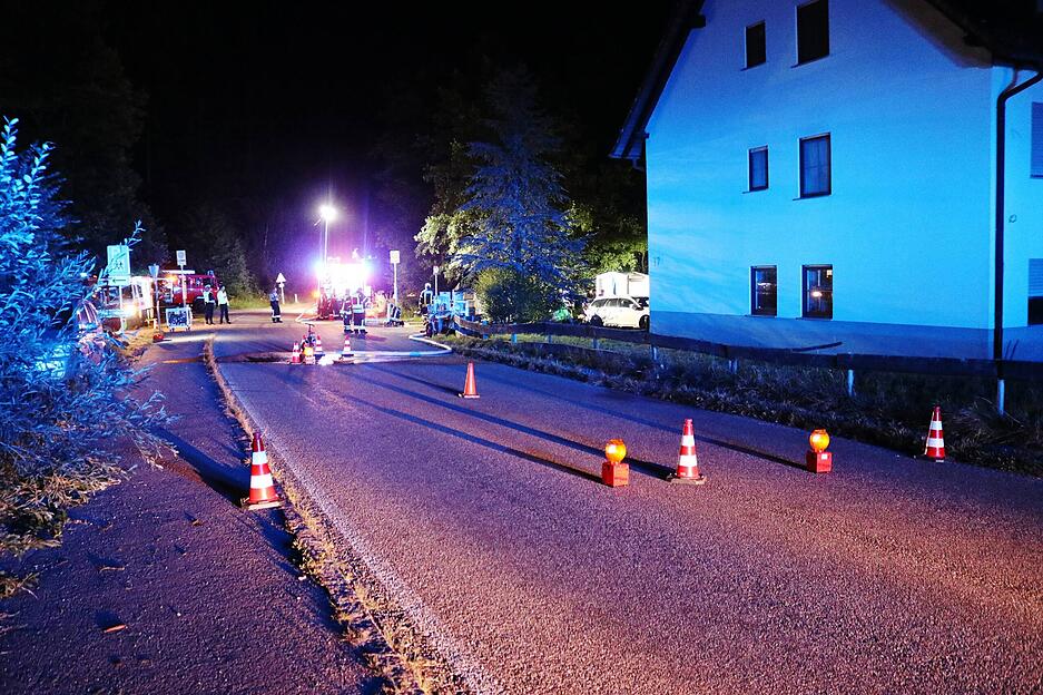 Am Donnerstagabend, 15. August,  kam es in Kaisersbach in einem Abfallcontainer zu einer chemischen Reaktion.