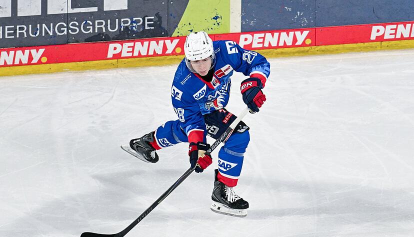 Alexander Ehl und die Adler Mannheim starten in die Playoffs