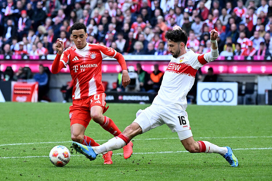 Atakan Karazor: Versuchte die R&auml;ume zu zustellen. Konnte allerdings vor den Toren auch nicht kl&auml;ren und kam hier und da einen Schritt zu sp&auml;t. Note: 4