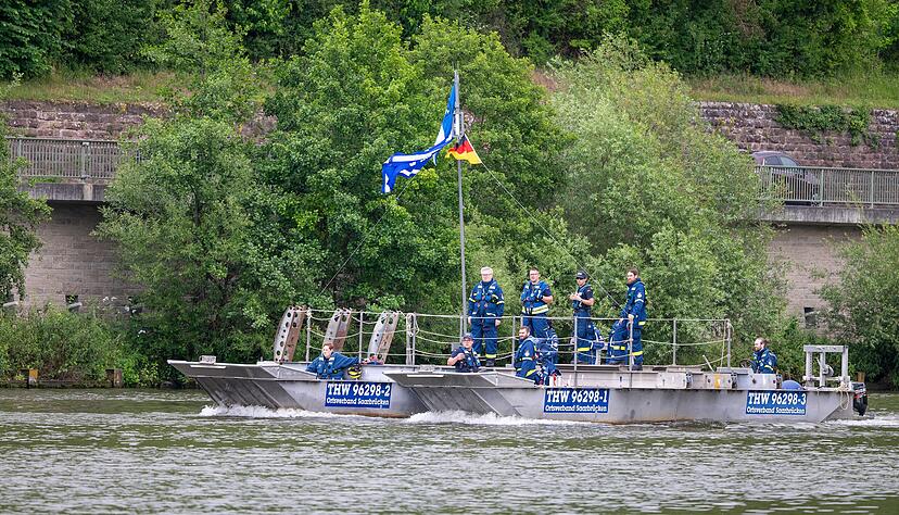 Haßmersheim war am Samstag komplett von der Außenwelt abgeschnitten – zum Glück nur bei einer Übung. Haßmersheim war am Samstag komplett von der Außenwelt abgeschnitten – zum Glück nur bei einer Übung.