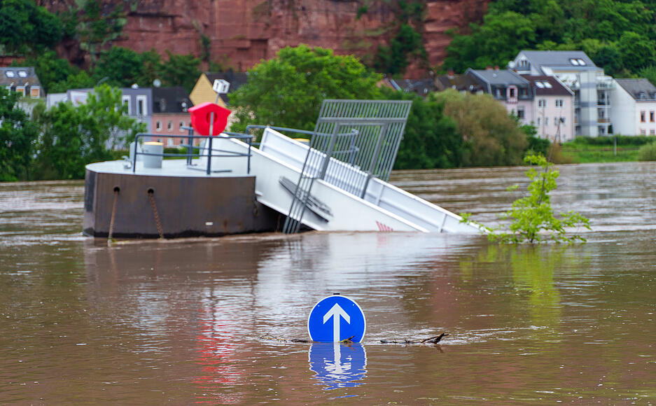 Auch die Mosel führt Hochwasser, wie hier in Trier.
