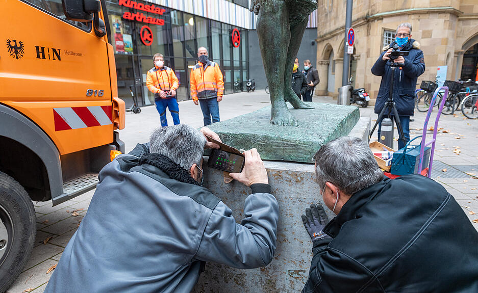 K&auml;thchen-Statue ist zur&uuml;ck