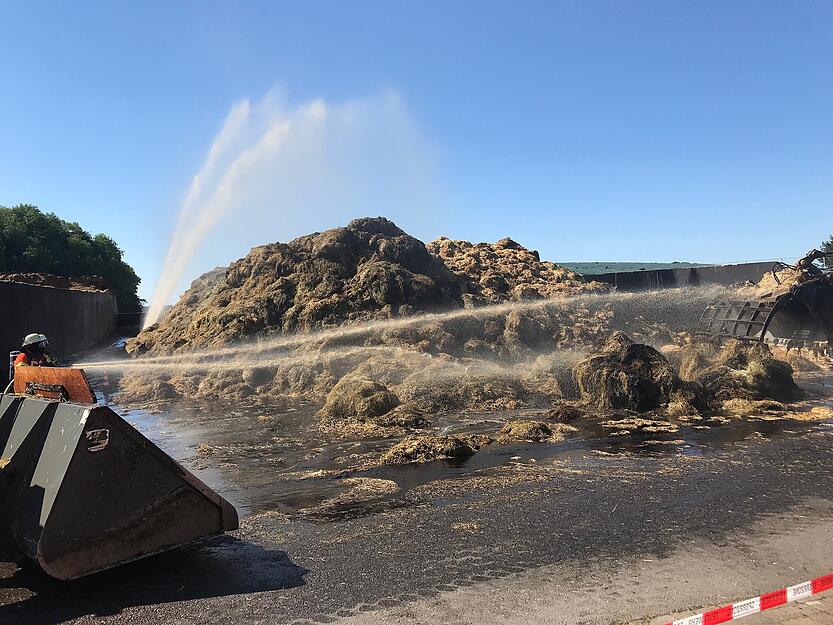 Brand auf Hof in Bad Rappenau - Tag 2