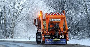 In Heilbronn wird mit Feuchtsalz, aber auch mit Sole gestreut.