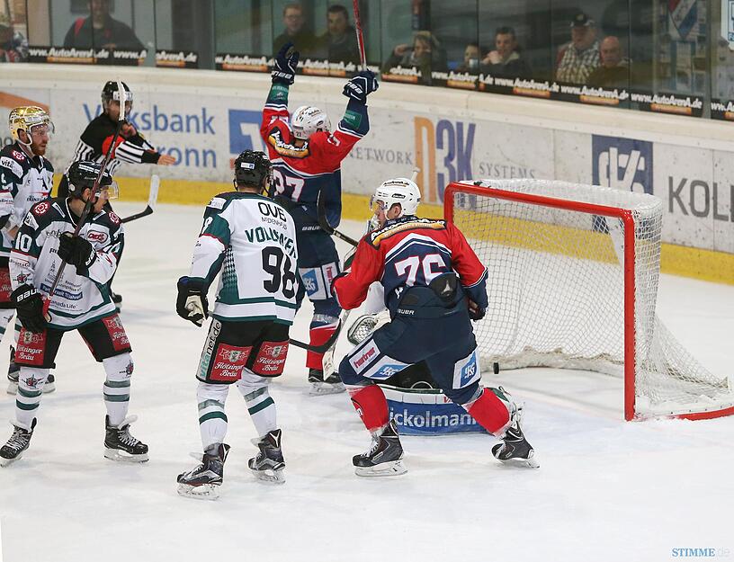 Das Tor zum 2:0 durch Tyler Gron.