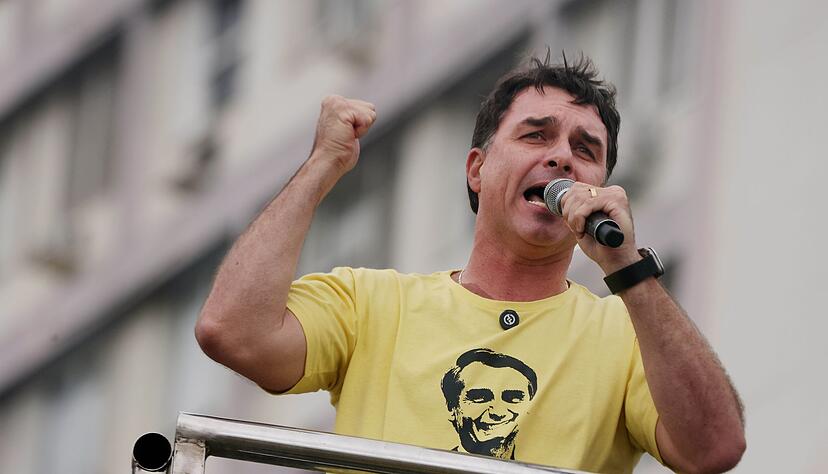 Fl&aacute;vio Bolsonaro will im kommenden Jahr f&uuml;r das Pr&auml;sidentenamt antreten. (Archivbild)