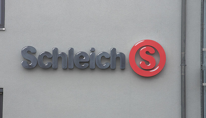 Schleich verlegt seinen Hauptsitz von Schwäbisch Gmünd nach München. Schleich verlegt seinen Hauptsitz von Schwäbisch Gmünd nach München.