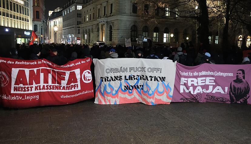 Linke Kundgebung im Stadtzentrum von Leipzig.