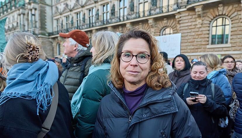 Auch die Hamburger Bürgerschaftspräsidentin Carola Veit war gekommen. Auch die Hamburger Bürgerschaftspräsidentin Carola Veit war gekommen.
