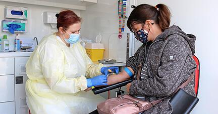 Aderlass für die Wissenschaft: Hunderte Kupferzeller haben dies bei den drei Forschungsaufenthalten getan. Doch auf wichtige Ergebnisse wartet man.