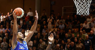 Marvin Ogunsipe war gegen Gießen Topscorer der Hakro Merlins Crailsheim. Marvin Ogunsipe war gegen Gießen Topscorer der Hakro Merlins Crailsheim.