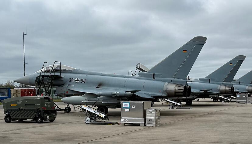 Zwei Eurofighter sorgen vergangene Woche mit einem &Uuml;berschallflug &uuml;ber der Region Heilbronn f&uuml;r Aufsehen.