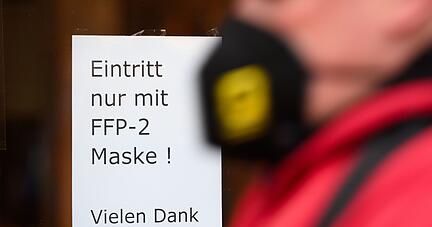 Der Hamburger Senat hat beschlossen, weitergehende Schutzregeln wie zusätzliche Maskenpflichten zu beenden. Der Hamburger Senat hat beschlossen, weitergehende Schutzregeln wie zusätzliche Maskenpflichten zu beenden.