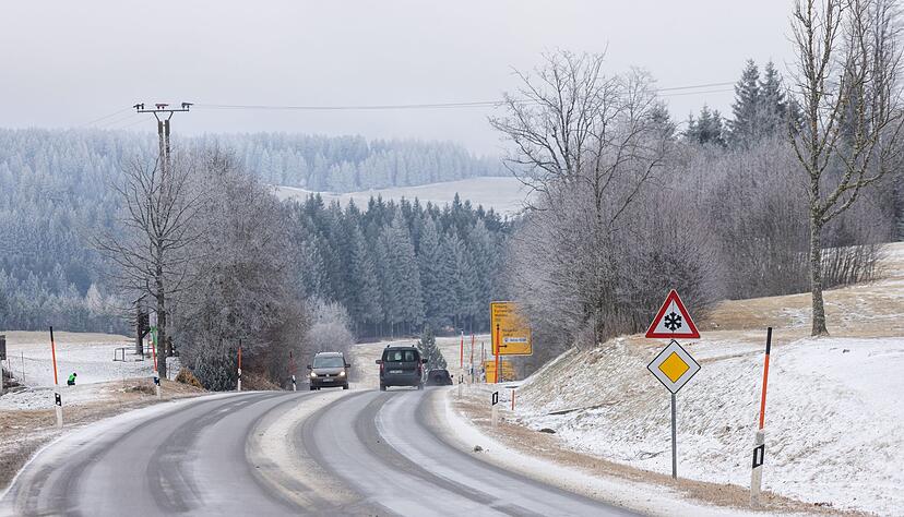 Trotz Schnee und Glätte kam es in Baden-Württemberg nur vereinzelt zu Unfällen. Trotz Schnee und Glätte kam es in Baden-Württemberg nur vereinzelt zu Unfällen.