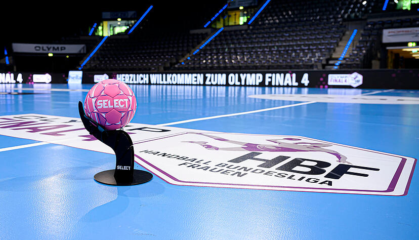 Die Handball Bundesliga Frauen (HBF) hat eine große Spielsystem-Reform hinter sich - die auch Auswirkungen auf den DHB-Pokal hat. Die Handball Bundesliga Frauen (HBF) hat eine große Spielsystem-Reform hinter sich - die auch Auswirkungen auf den DHB-Pokal hat.