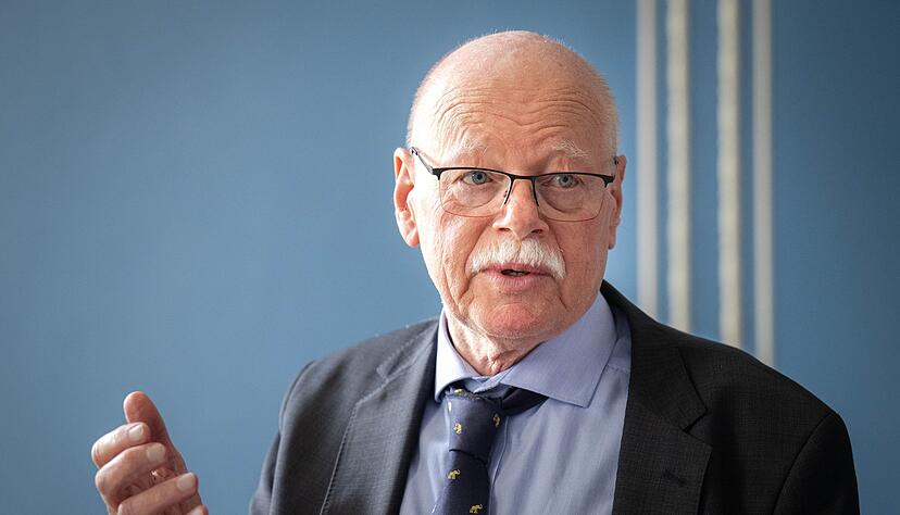 Die Nachfolge für Innensenator Ulrich Mäurer soll schon feststehen. (Archivfoto) Die Nachfolge für Innensenator Ulrich Mäurer soll schon feststehen. (Archivfoto)