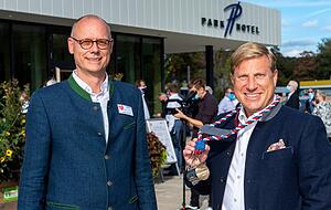 Steffen Schoch (l.) leitet seit 2015 die Heilbronn Marketing GmbH.
Foto: Berger Steffen Schoch (l.) leitet seit 2015 die Heilbronn Marketing GmbH.
Foto: Berger