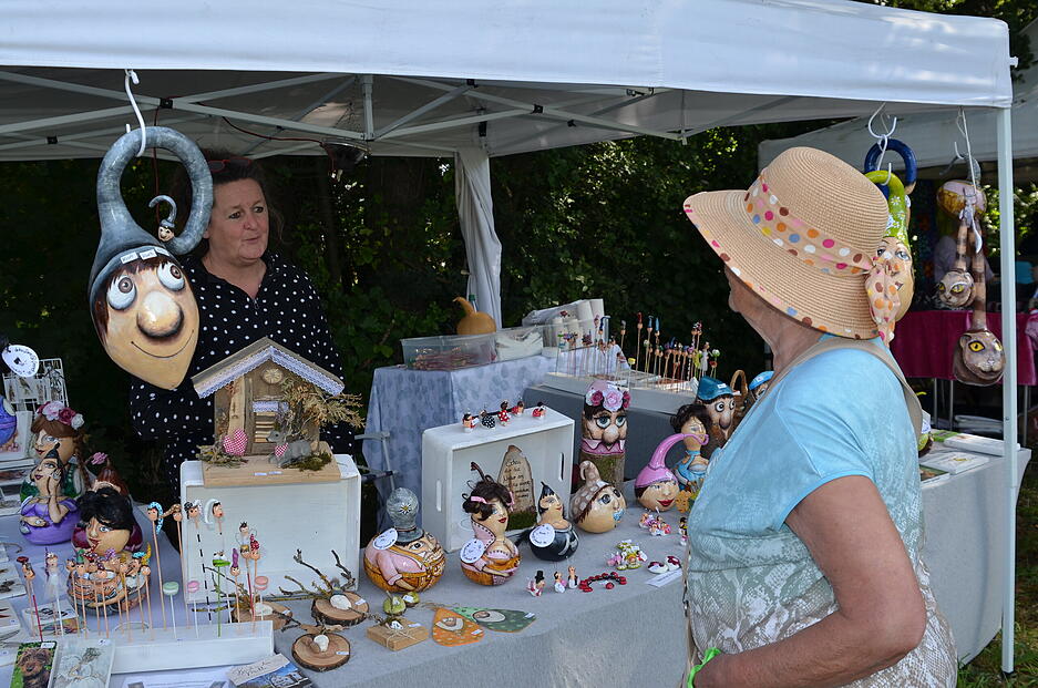 Auch an den Marktständen ist am Schafwollfestival in Oberstenfeld-Gronau einiges geboten.