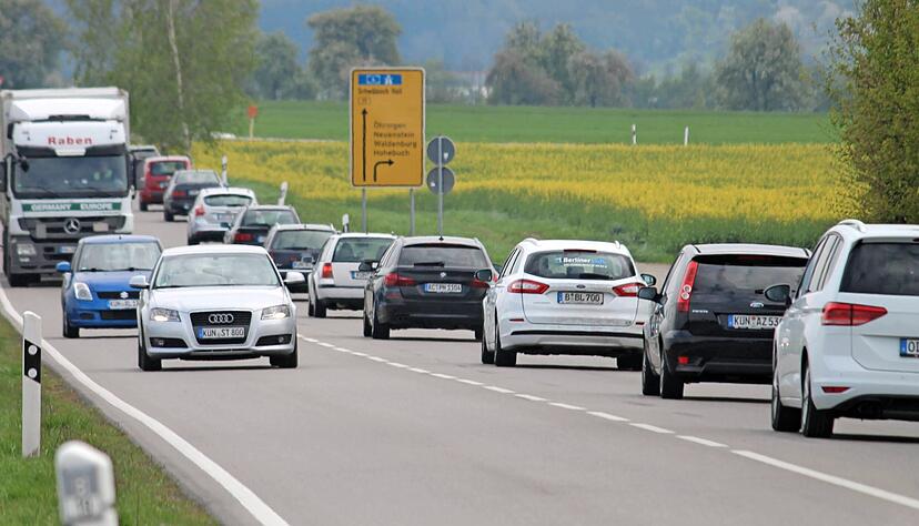 Umsichtig unterwegs: Autofahrer aus dem Hohenlohekreis haben landesweit mit die beste Bilanz, was Haftpflichtschäden angeht. Foto: Archiv Umsichtig unterwegs: Autofahrer aus dem Hohenlohekreis haben landesweit mit die beste Bilanz, was Haftpflichtschäden angeht. Foto: Archiv
