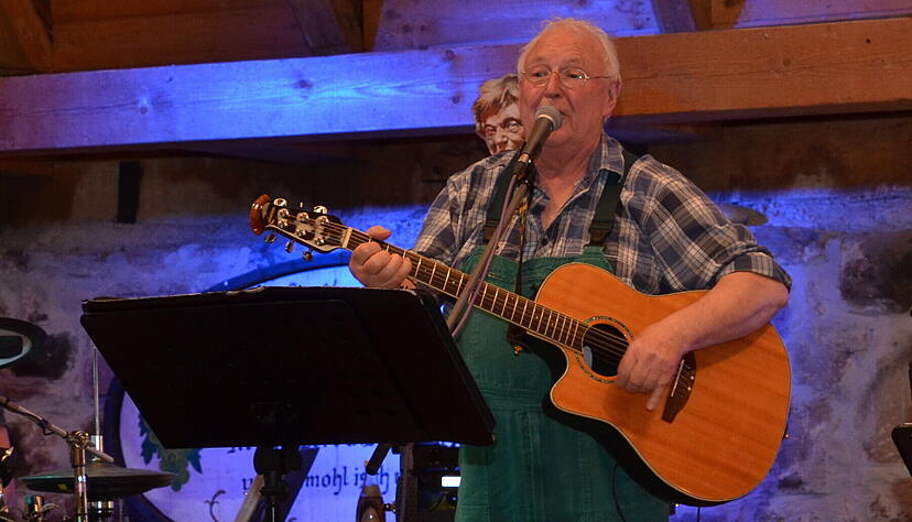 Frank "Molle" Winkler, Frontmann der Hohenloher Mundartband Ann&acirc;weech, ist am Dienstag eingeschlafen und nicht mehr aufgewacht.