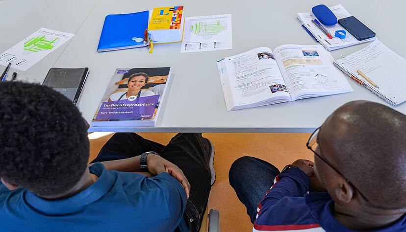 Aus den Kommunen h&ouml;rt man oft, wenn weniger Asylbewerber k&auml;men, k&ouml;nne man den Zuwanderern bessere Integrationsangebote - auch mit Hilfe von Ehrenamtlichen - machen. (Symbolbild)