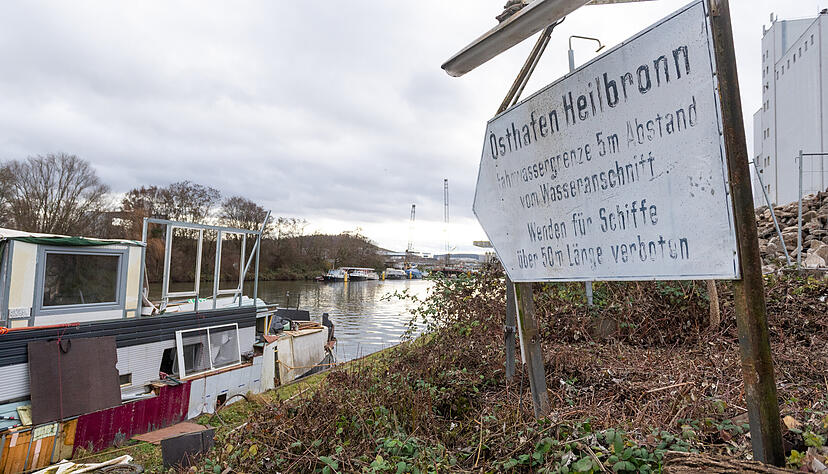 Der Wassersportverein hat sein Vereinsheim direkt auf dem Wasser. Die vergangenen Silvester blieb es dort ruhig. Der Wassersportverein hat sein Vereinsheim direkt auf dem Wasser. Die vergangenen Silvester blieb es dort ruhig.