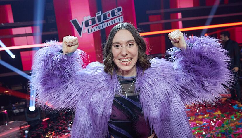 Malou Lovis Kreyelkamp nach ihrem Sieg bei der Sat.1-Show "Voice of Germany". Malou Lovis Kreyelkamp nach ihrem Sieg bei der Sat.1-Show "Voice of Germany".
