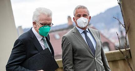 Auf Koalitionsgespr&auml;che geeinigt: Winfried Kretschmann (l) und Thomas Strobl.