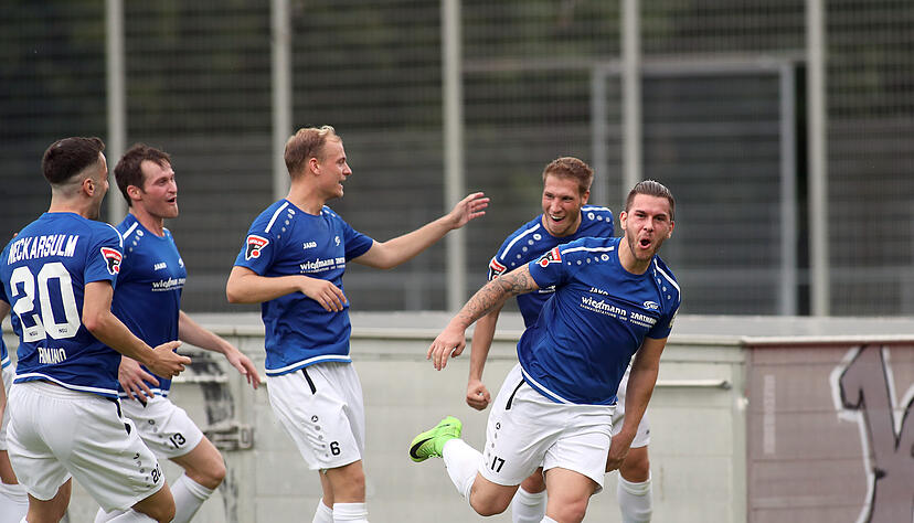 Die Spieler des Oberligisten Neckarsulmer Sport-Union Fotos: Andreas Veigel