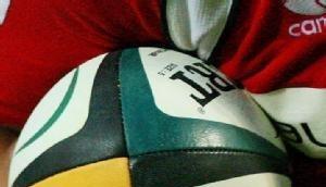 Beim Rugby steht das &laquo;Ei&raquo; im Mittelpunkt.