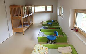 Einer der beiden Schlafr&auml;ume. Hier ruhen die Kleinsten.