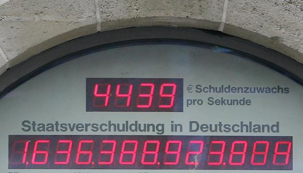 In Berlin hängt eine "Schuldenuhr". Foto: Alina Novopashina/Symbolbild In Berlin hängt eine "Schuldenuhr". Foto: Alina Novopashina/Symbolbild
