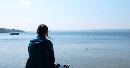 Einsamkeit ist gerade in der Corona-Krise ein häufiger Grund für psychische Erkrankungen. Hilfe gibt es bei der IBB-Stelle im Hohenlohekreis.
Foto: dpa Einsamkeit ist gerade in der Corona-Krise ein häufiger Grund für psychische Erkrankungen. Hilfe gibt es bei der IBB-Stelle im Hohenlohekreis.
Foto: dpa